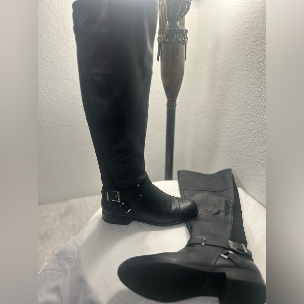 Dark Navy blue, over the knee, Bar III flat boots, 7.5size